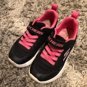 Girls SKETCHER tennis shoes